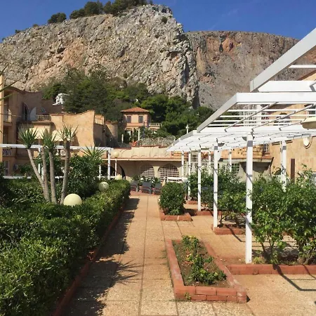 Ashur 163 - Mondello Apartman *